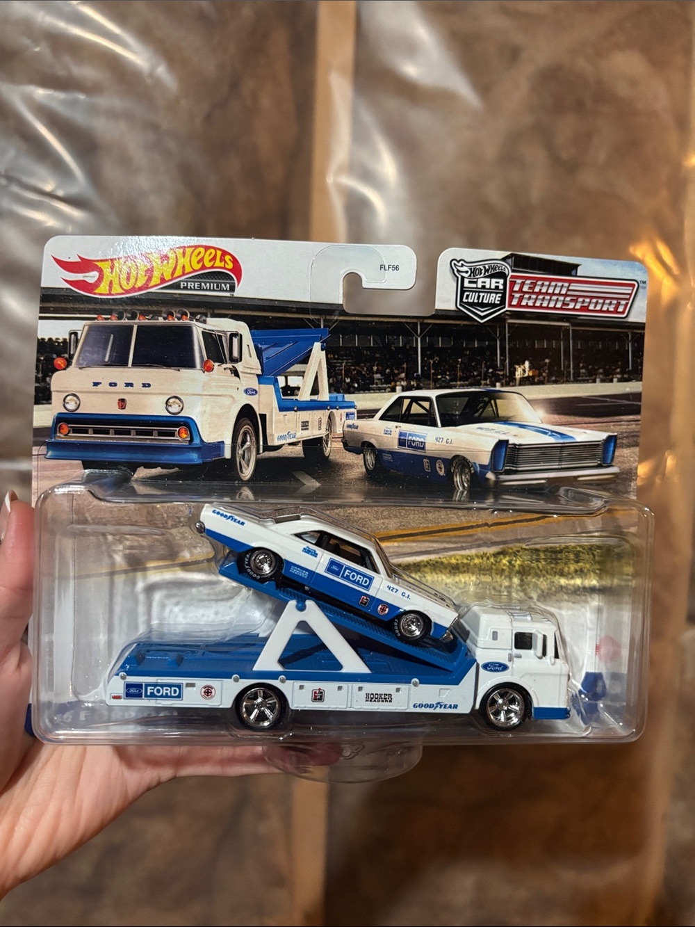 Hot Wheels *TEAM TRANSPORT #38* Ford C-800 '65 Ford Galaxie*NIP*